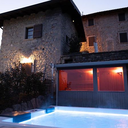 Ca' Baetti L'Antico Borgo Panzió Roncola Kültér fotó