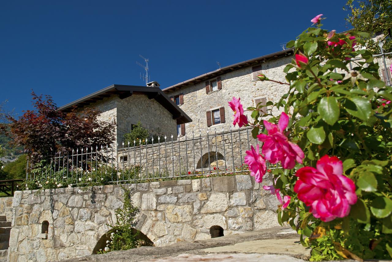 Ca' Baetti L'Antico Borgo Panzió Roncola Kültér fotó