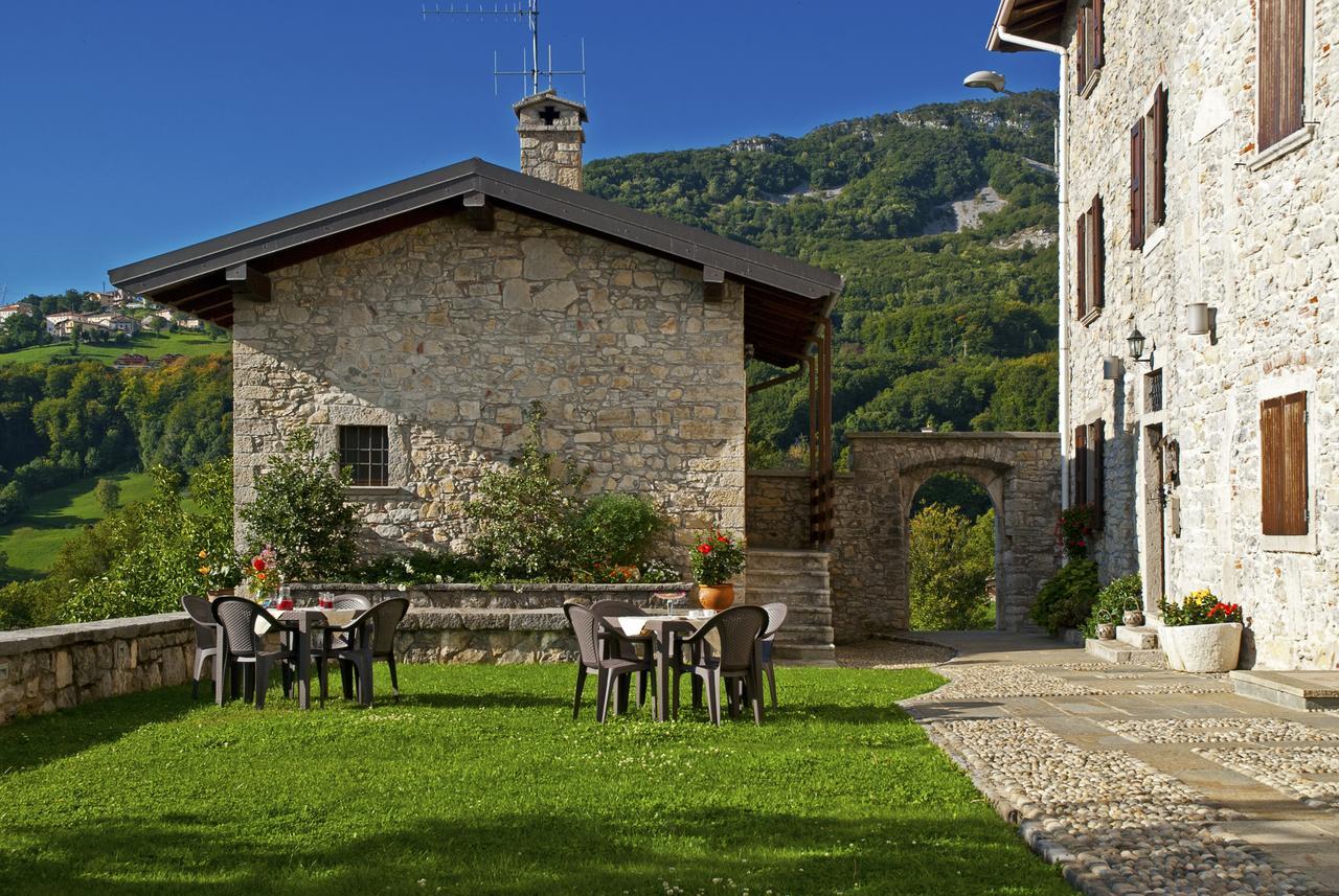 Ca' Baetti L'Antico Borgo Panzió Roncola Kültér fotó